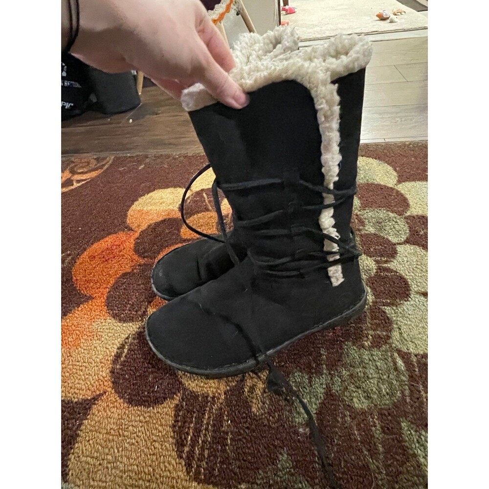 Air walk boots size 8